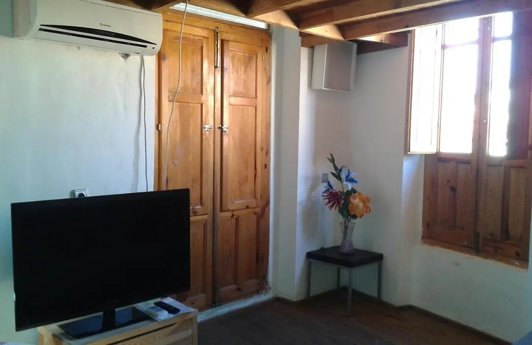 Sampedor Apartment-1
