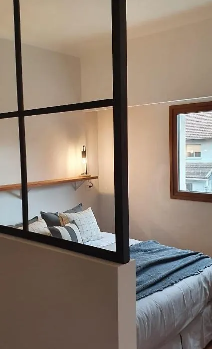 Mitre Suite-1