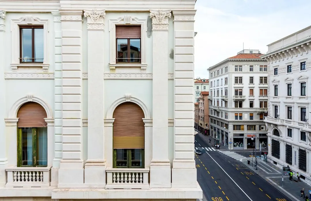 Joivy Premium Apartments - Trieste Mazzini-1