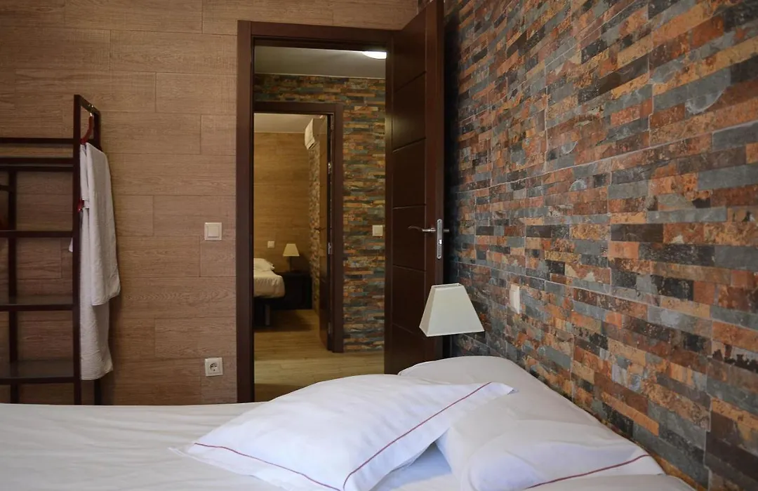 Apartamentos Turísticos Toledo-1
