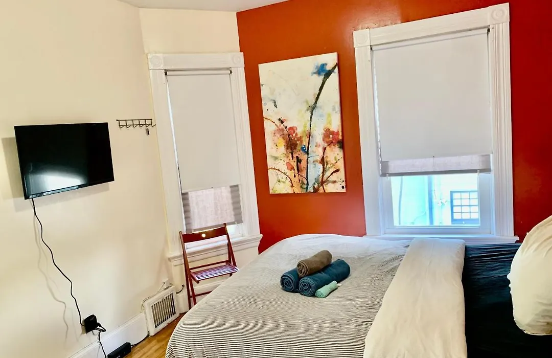 Shared House In Federal Hill-1