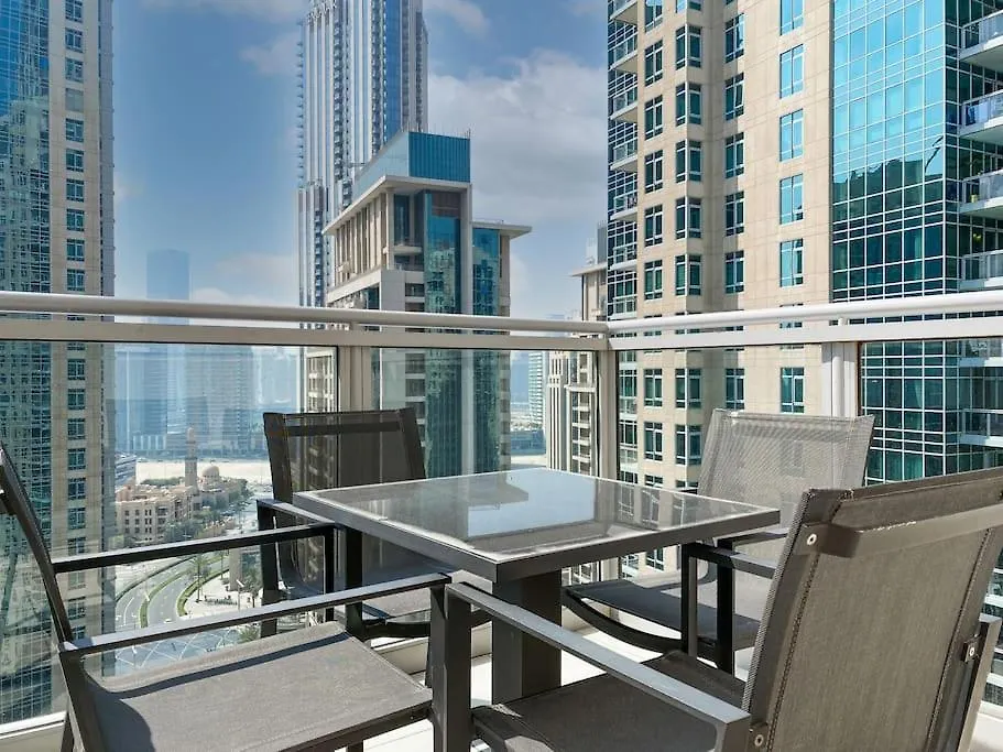 Spectacular 2 Bedroom Close To Burj Khalifa In Heart Of Downtown-1