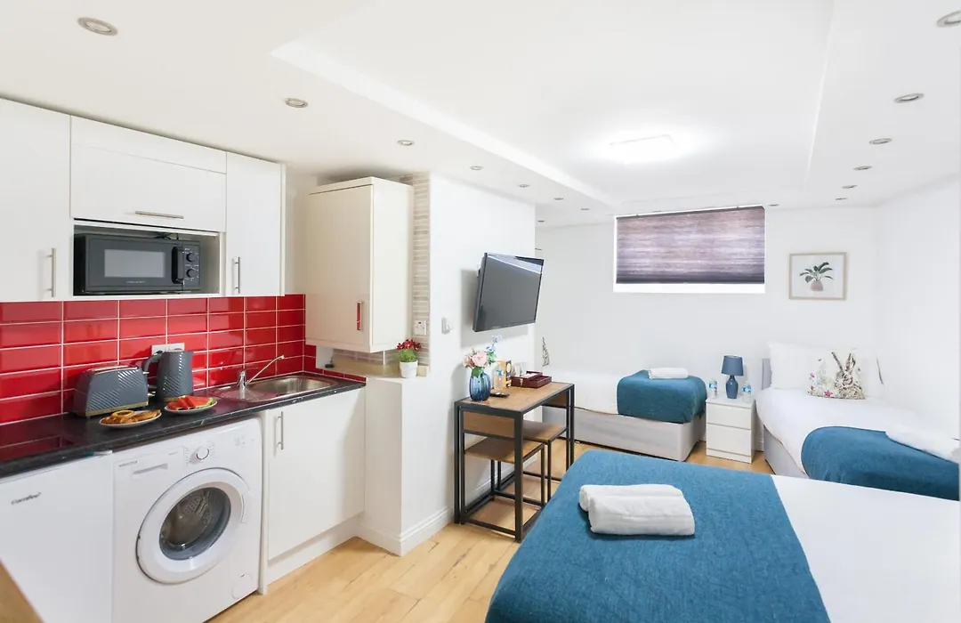Holloway Apartments-1