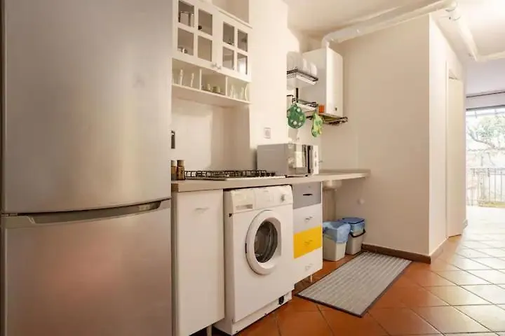 Appartamento con giardino-1