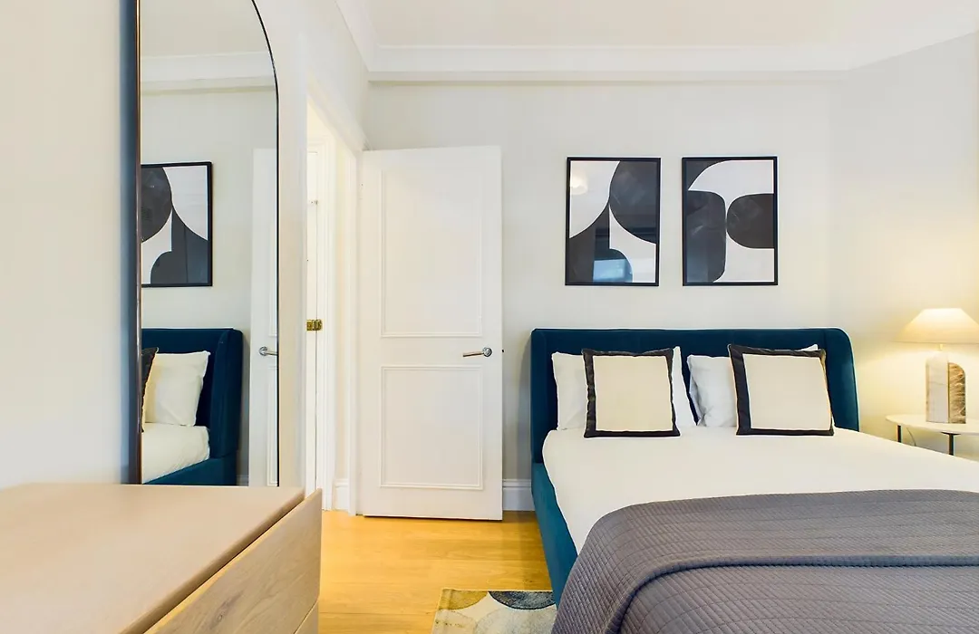 Be London - Covent Garden Residences-1