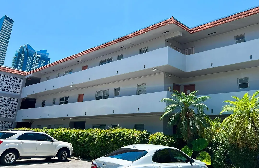 Sunny Isles Apartments By Miarentals-1