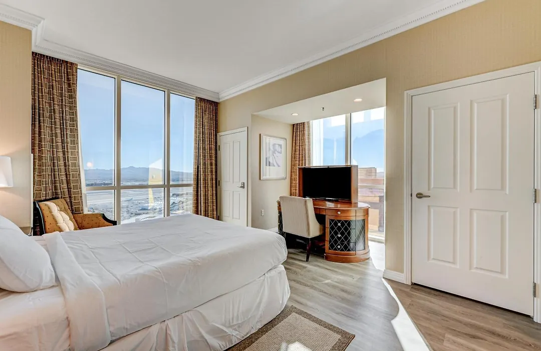 Signature Mgm 1 Bedroom Penthouse Suite-1