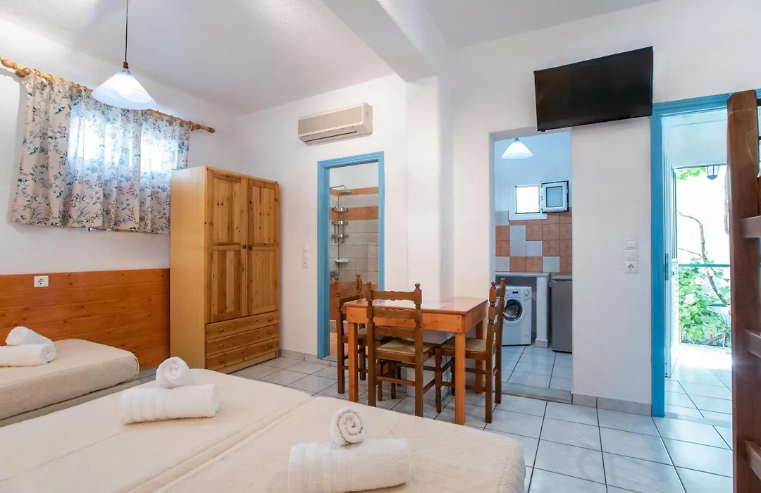 Kontaratos Studios & Apartments-1