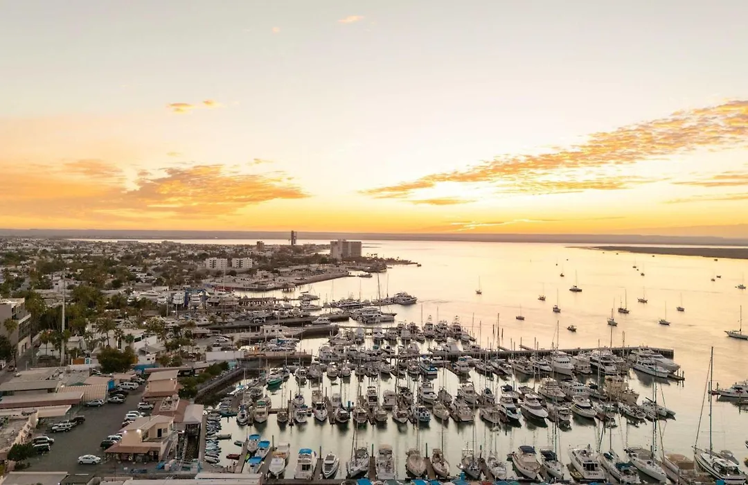 Live Aqua Private Residences La Paz-1