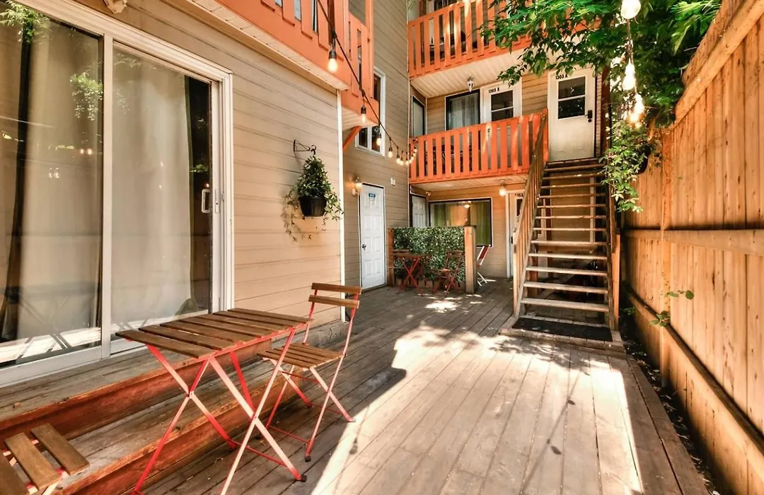 100 Meters To Metro Beaudry - Full Apartments - 1 Minute Walk To The Famous St Catherine Street - Fast Wifi - Washer & Dryer On Site - Montcalm Units-1