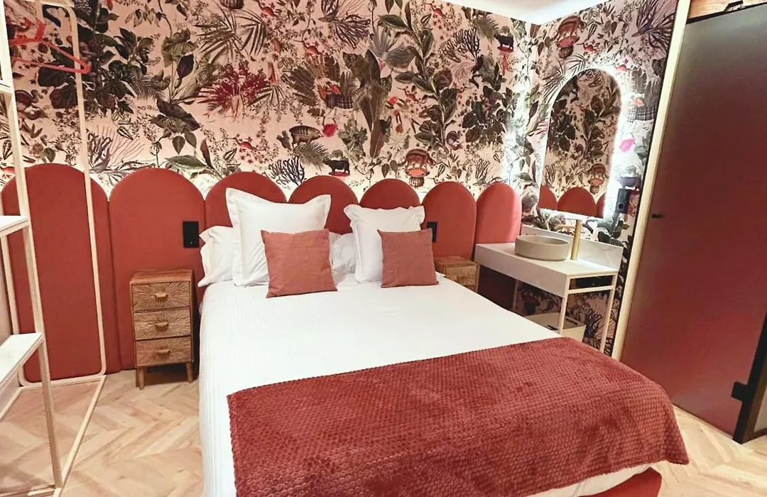 Lemon Suites Santander-1