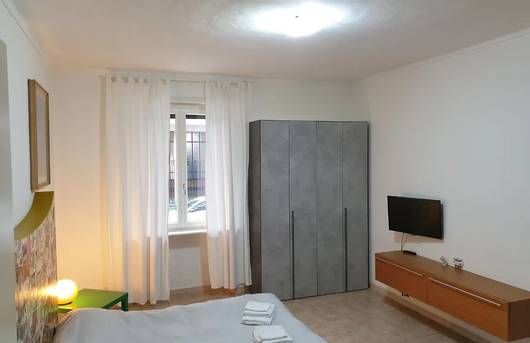 Apartment Silvia-Metro Rivoli&Free Private Parking-1