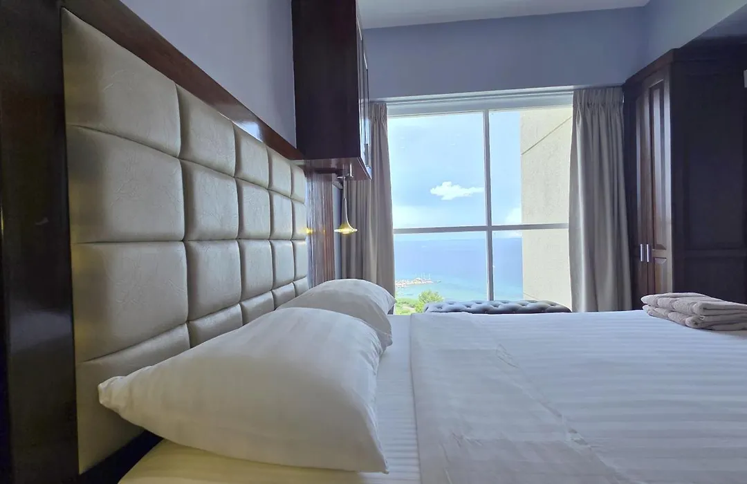 La Mirada Residences-1
