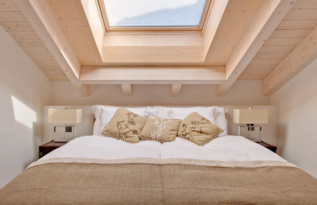 Alex Lodge Private Luxury Apartments-1