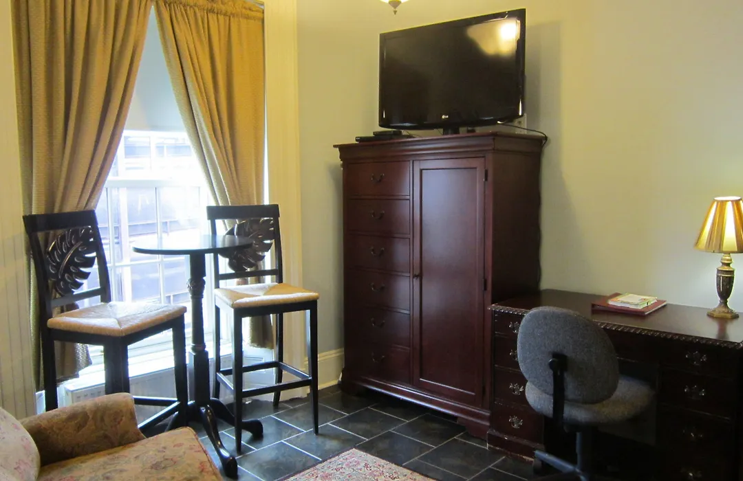 Chipman Hill Suites - Pratt House-1