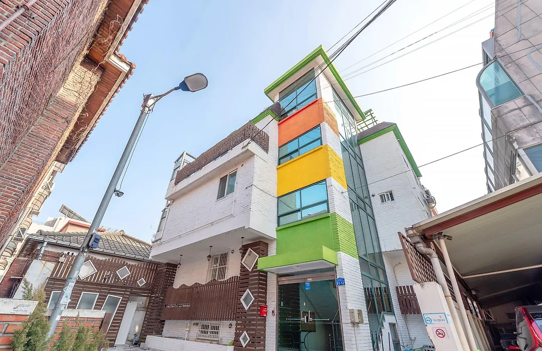 Seeu House Hongdae-1