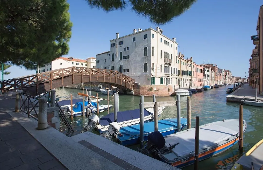 Autentico Trilocale, Vista Mozzafiato Sul Canale-1
