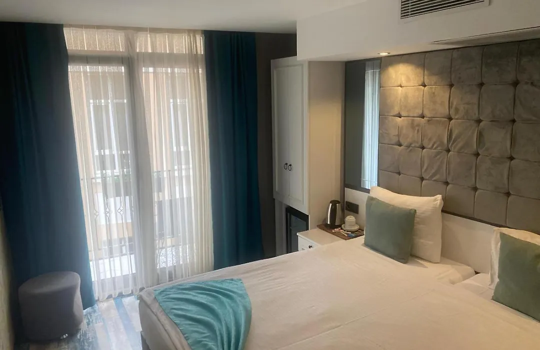 Hotel Blue Ottoman-1