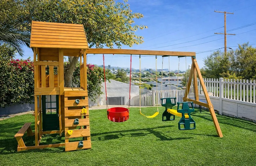 Casaviva Sky - 3Br 1Ba Sleeps 10 - Rooftop City Views, Firepit & Bunk Room - Near Zoo & Beaches-1
