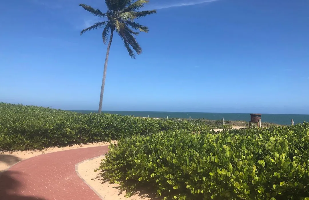 Apartamento Villa Da Enseada - Praia Privativa-1