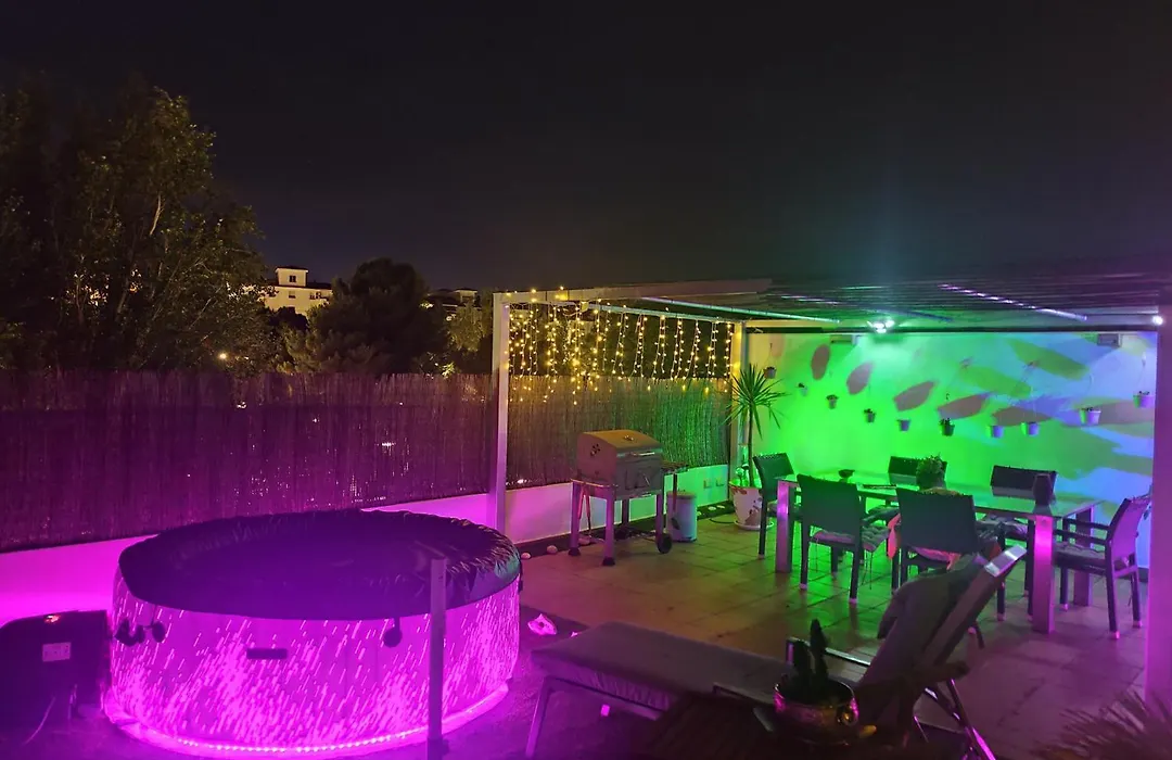 ÁTICO RILQUE, Apartamentos Independientes con Jacuzzi Privado y Terraza en Ronda-1