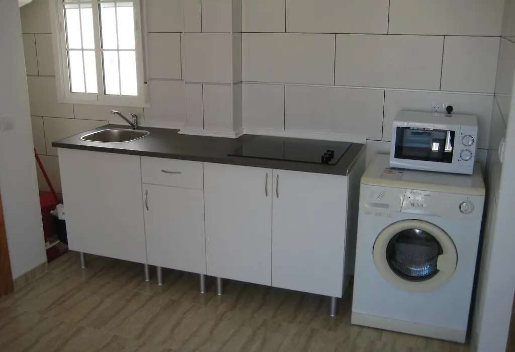 Apartamentos H3 Playamar-1