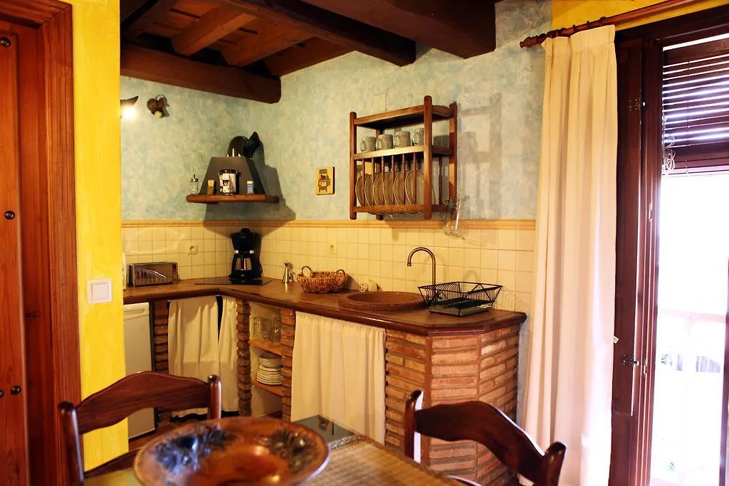 Apartamentos Rurales La Solana-1