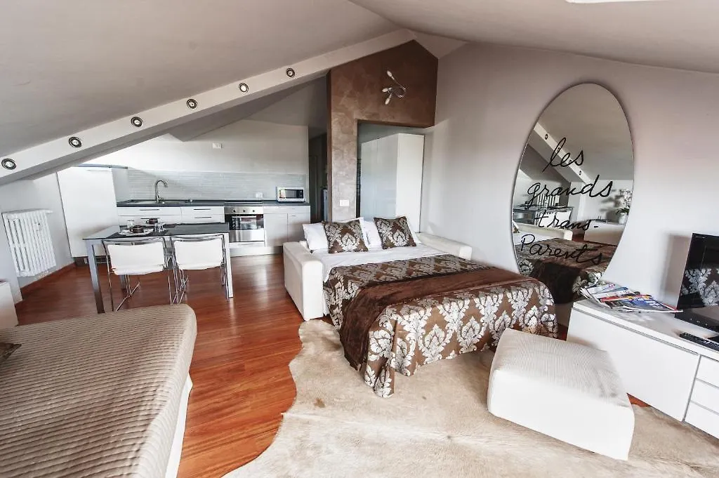 Cute & Cozy Terrace-1