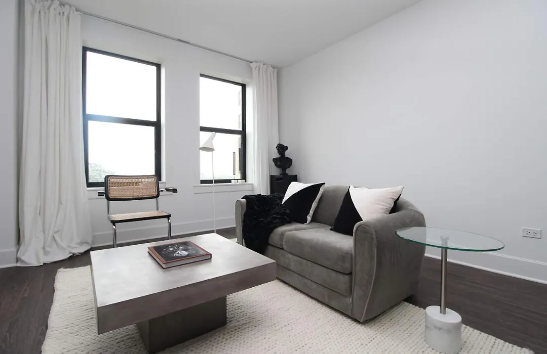 Frontdesk Dashing 1 Bedroom Apt Near The Smart Museum-1