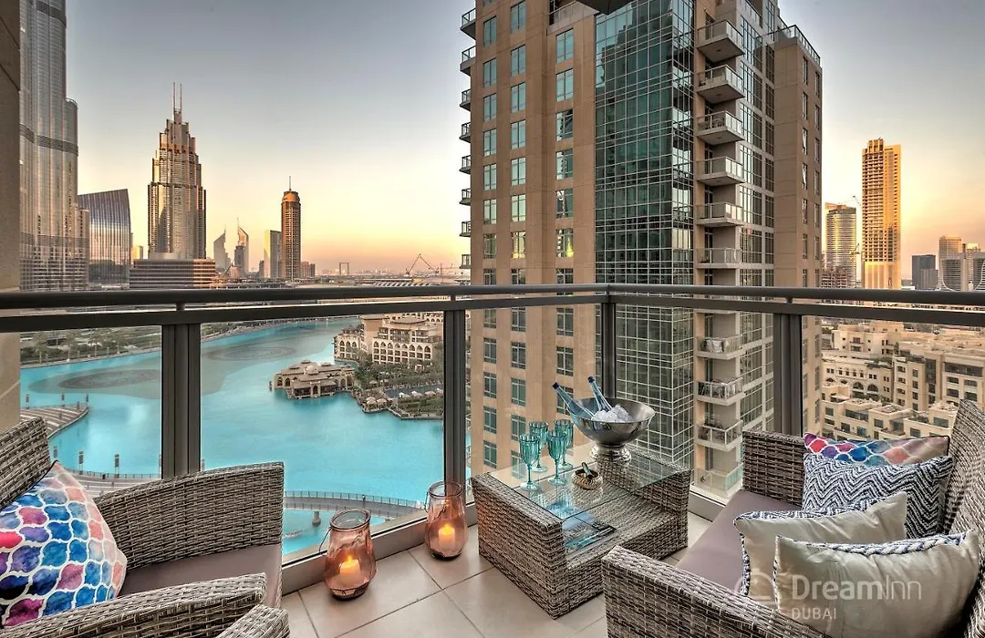 Dream Inn Apartments - Burj Residences Burj Khalifa View-1