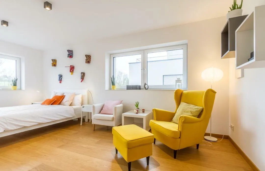 Stylish Flat Lux-City-1