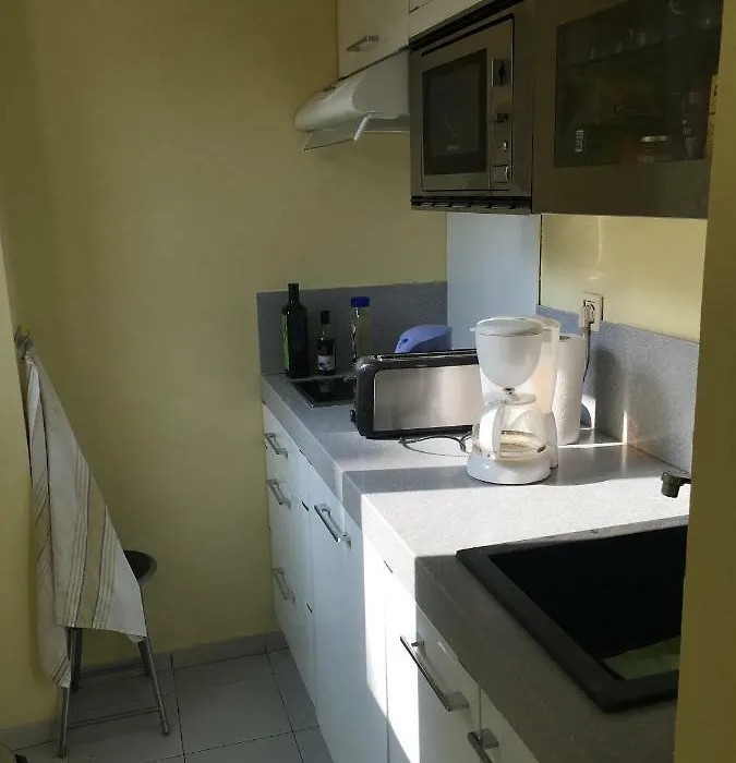 23 Rue De La Chapelle-1