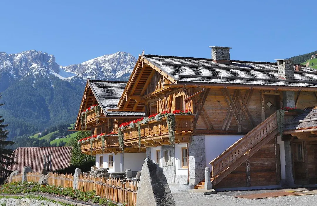 Chalet Piz Da Peres-1