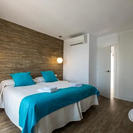 Apartamentos Playa Canutells-3