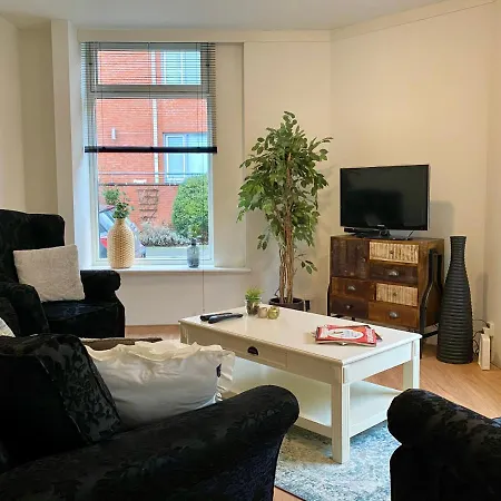 Het Hoekje - 2 Bedroom Family Friendly City Home-3