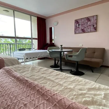 Holiday Lodge Apartment-2