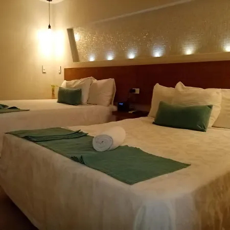 Brisas 10 Beachside Suites-3