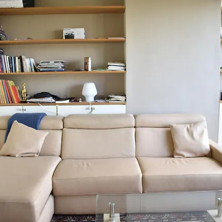 Fully Renovated Bright Studio With High View-3