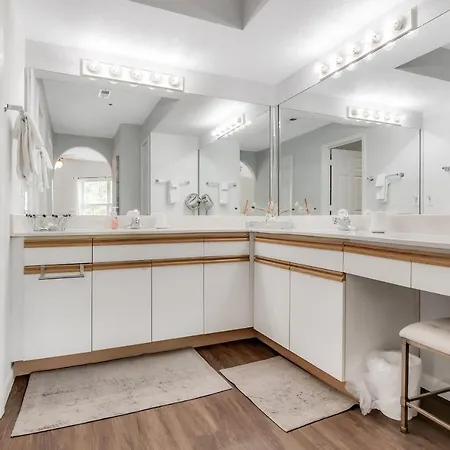 West Rockford Condo 140-3