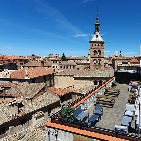 Real Segovia Apartments By Recordis Hotels-3