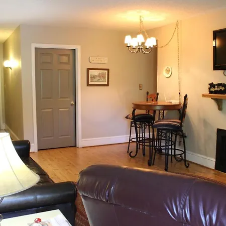 Gatlinburg Chateau Condo 210-2