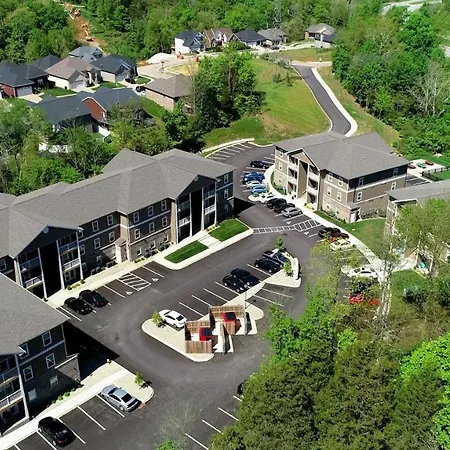 Full Kitchen,King,W/D,Netflix,2 Smart Tvs,Parking-3