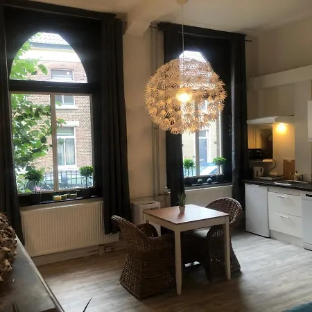 Shortstay Studio Maastricht-3