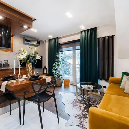 Bed&Bath Luxury Apartments-2