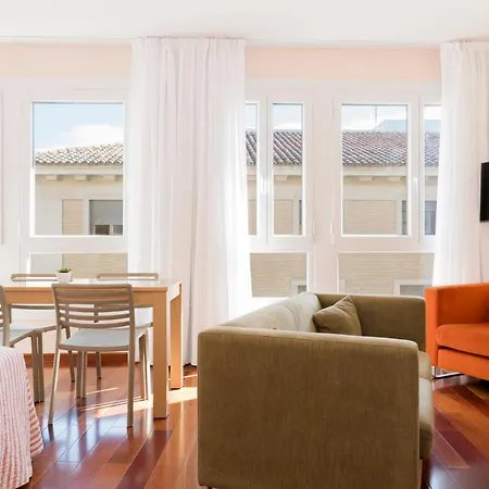 Apartamentos Sabinas El Pilar-3