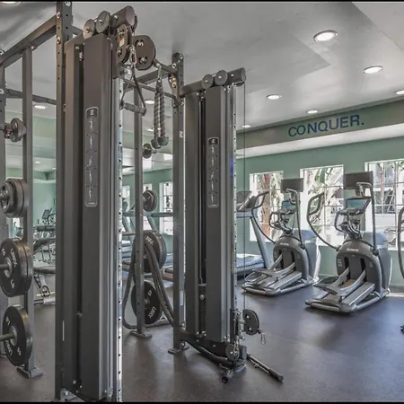 Awesome Mission Valley 2 Bedrooms Mc1-2