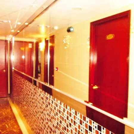 Las Vegas Guest House-2