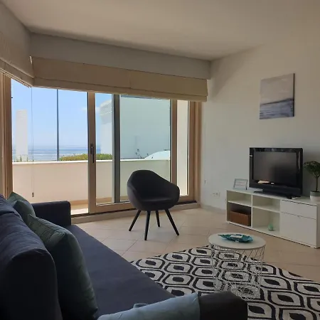 Sesimbra California Beach Apartment-2