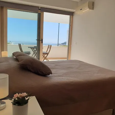 Sesimbra California Beach Apartment-3