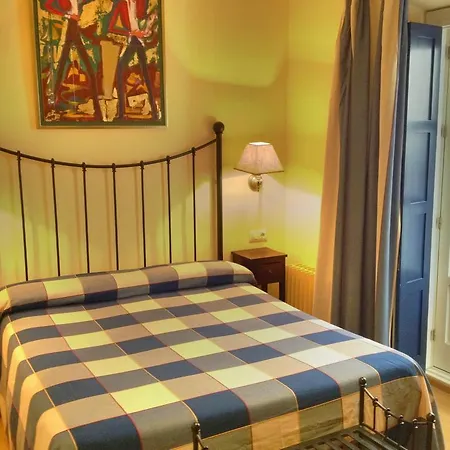 Apartamentos Suites Santa Cruz-3